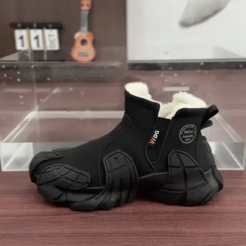 Fleece-Lined Waterproof Winter Boots