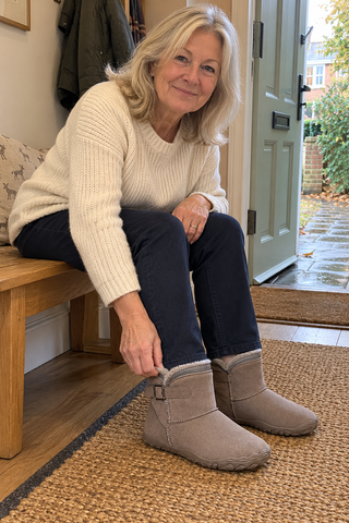 Women Love the Snug Boot