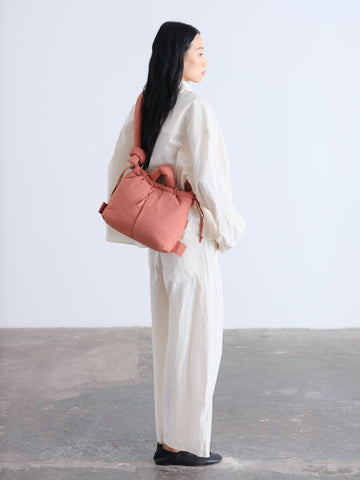 Velrenne padded shoulder bag