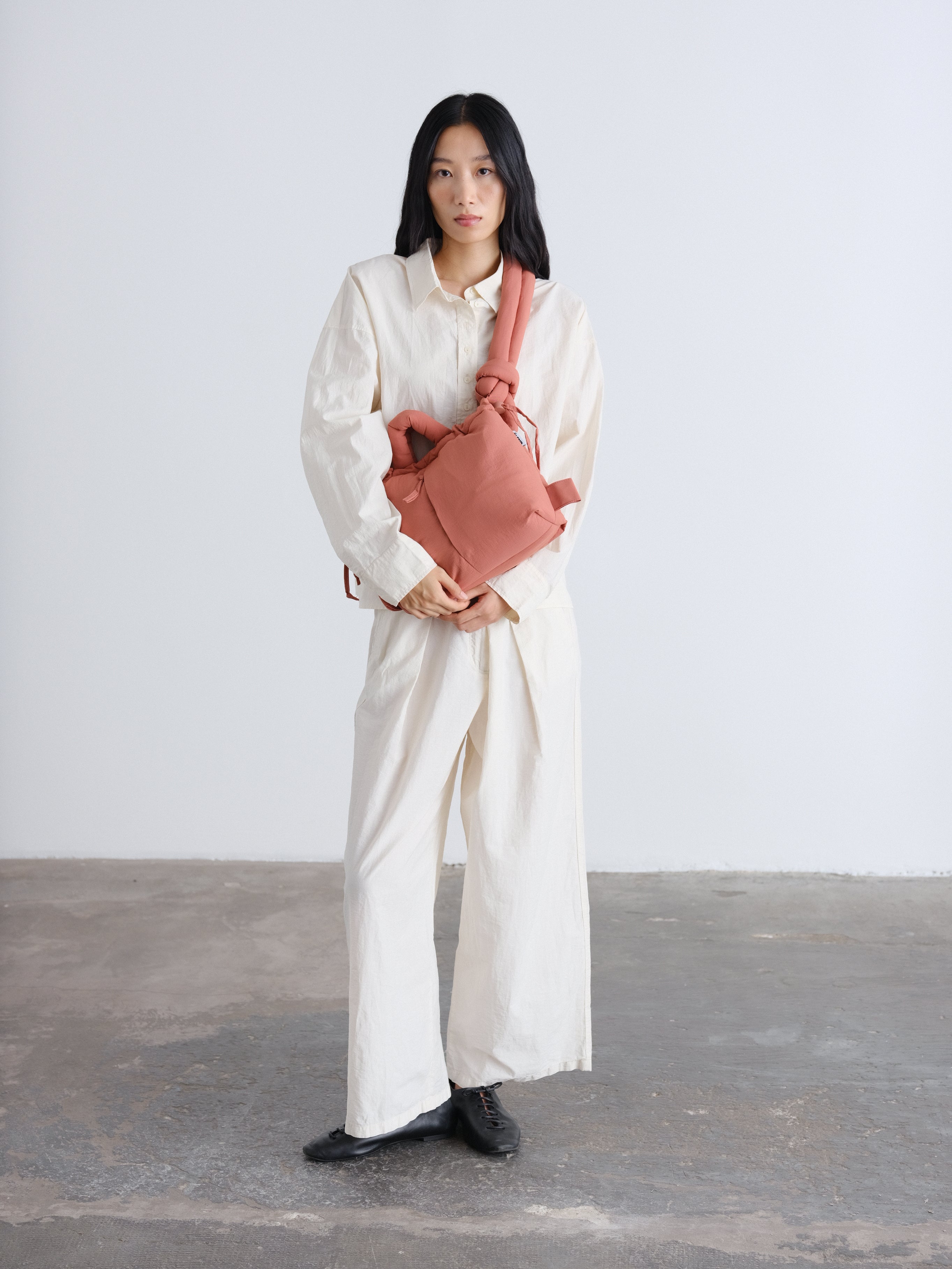 Velrenne padded shoulder bag