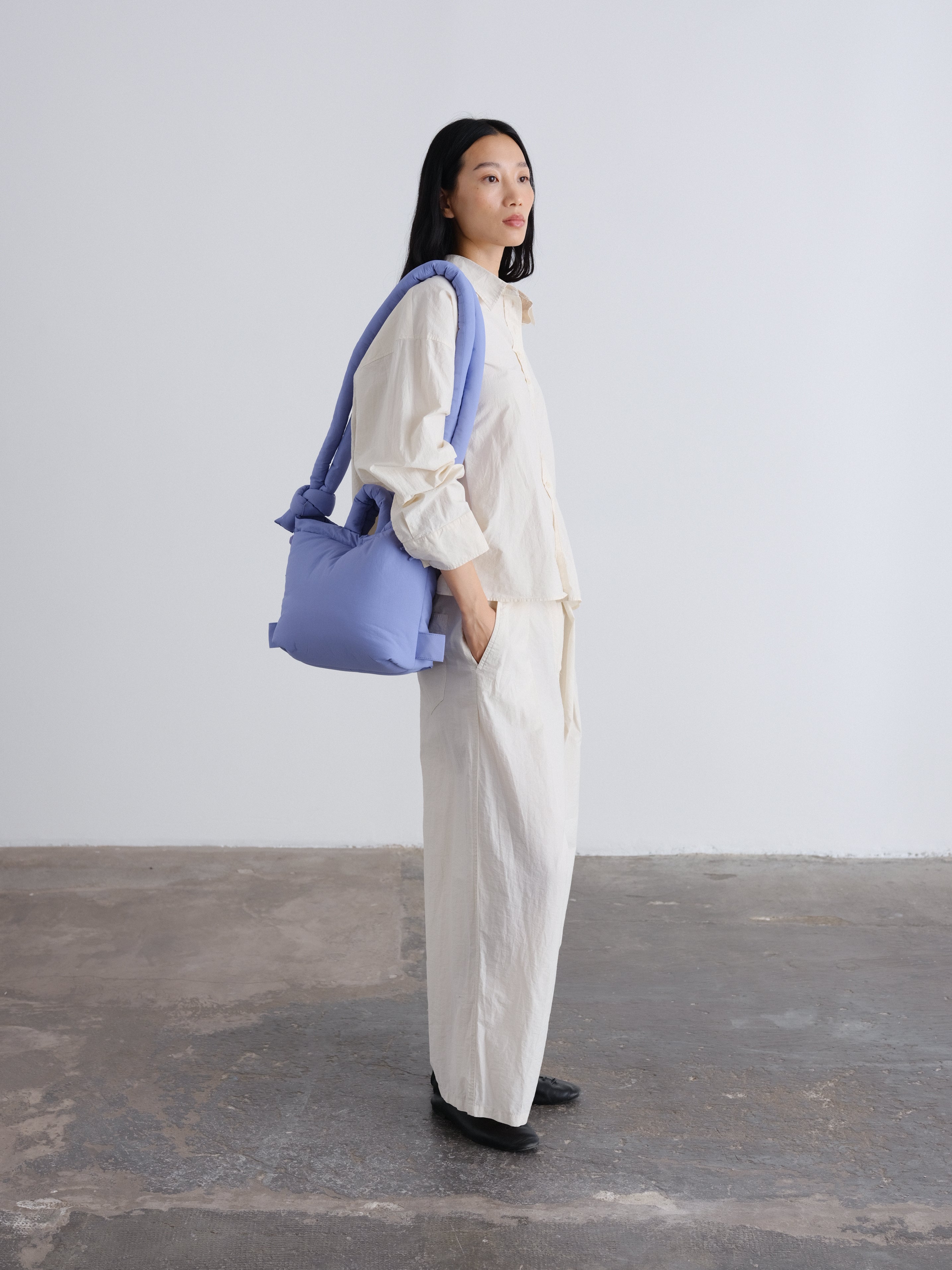 Velrenne padded shoulder bag