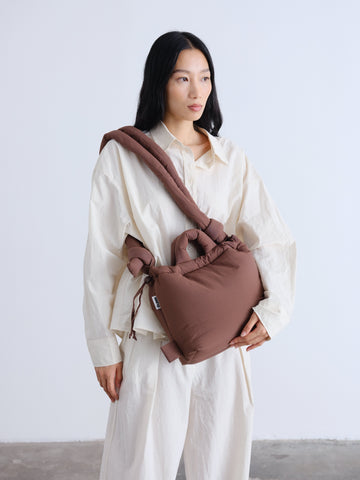 Velrenne padded shoulder bag