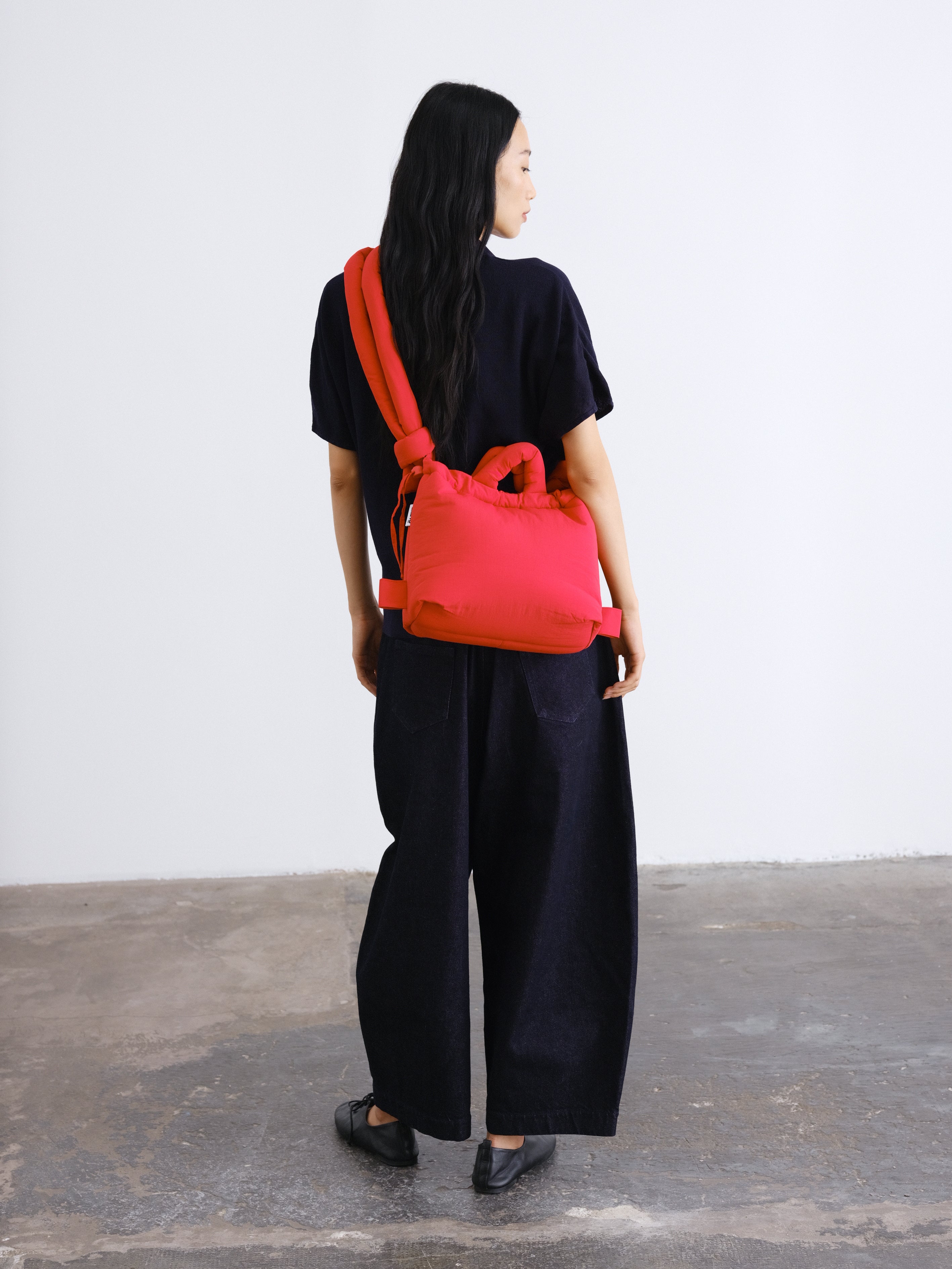 Velrenne padded shoulder bag