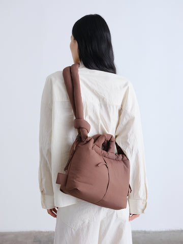 Velrenne padded shoulder bag