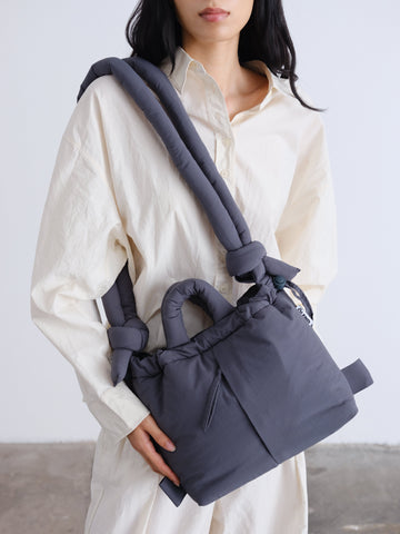 Velrenne padded shoulder bag