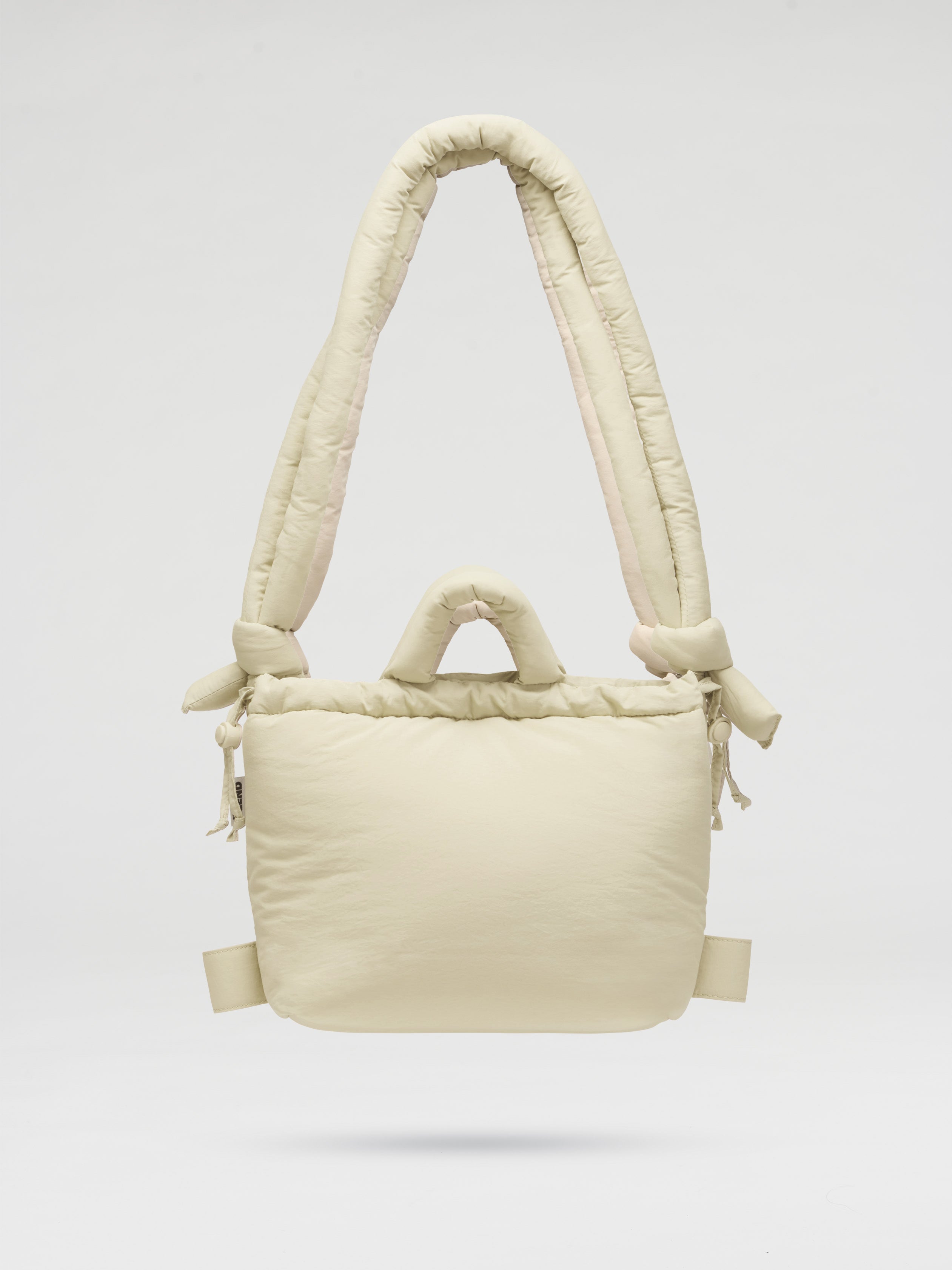 Velrenne padded shoulder bag
