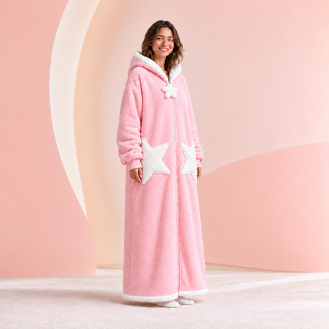 Star Pocket Sherpa Robe in Blush Pink, lifestyle