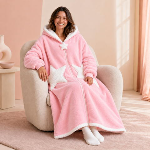 Star Pocket Sherpa Robe in Blush Pink, seated
