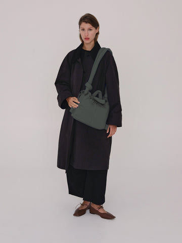 Velrenne padded shoulder bag