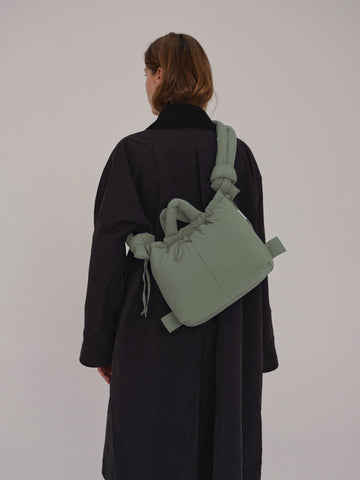 Velrenne padded shoulder bag