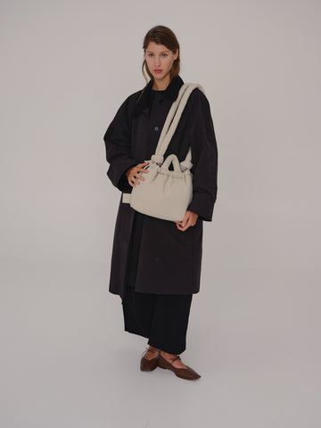 Velrenne padded shoulder bag