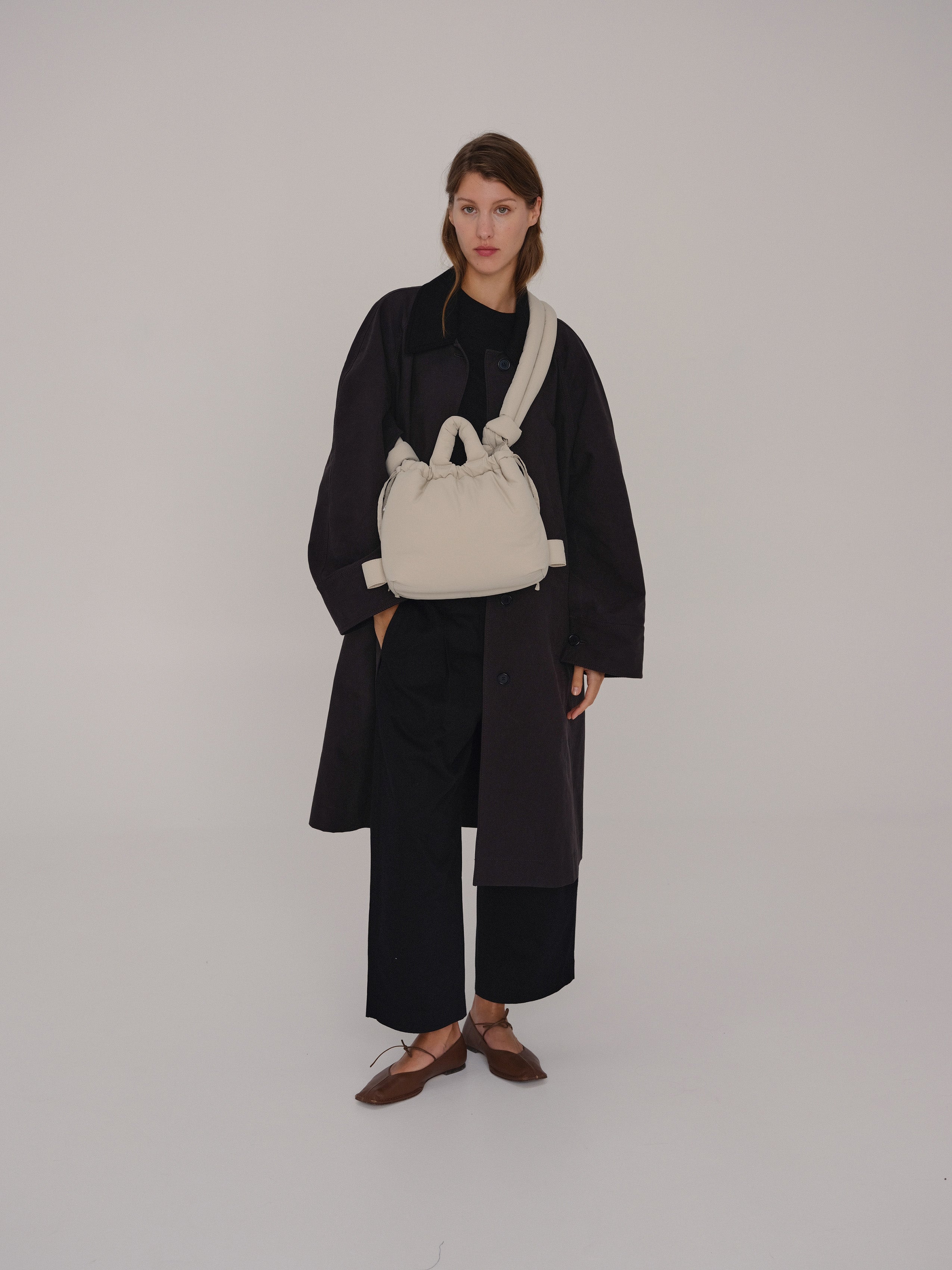Velrenne padded shoulder bag