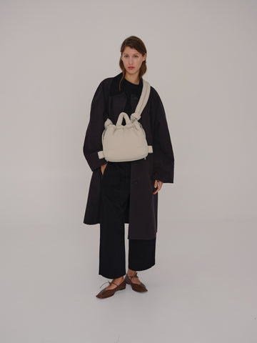 Velrenne padded shoulder bag