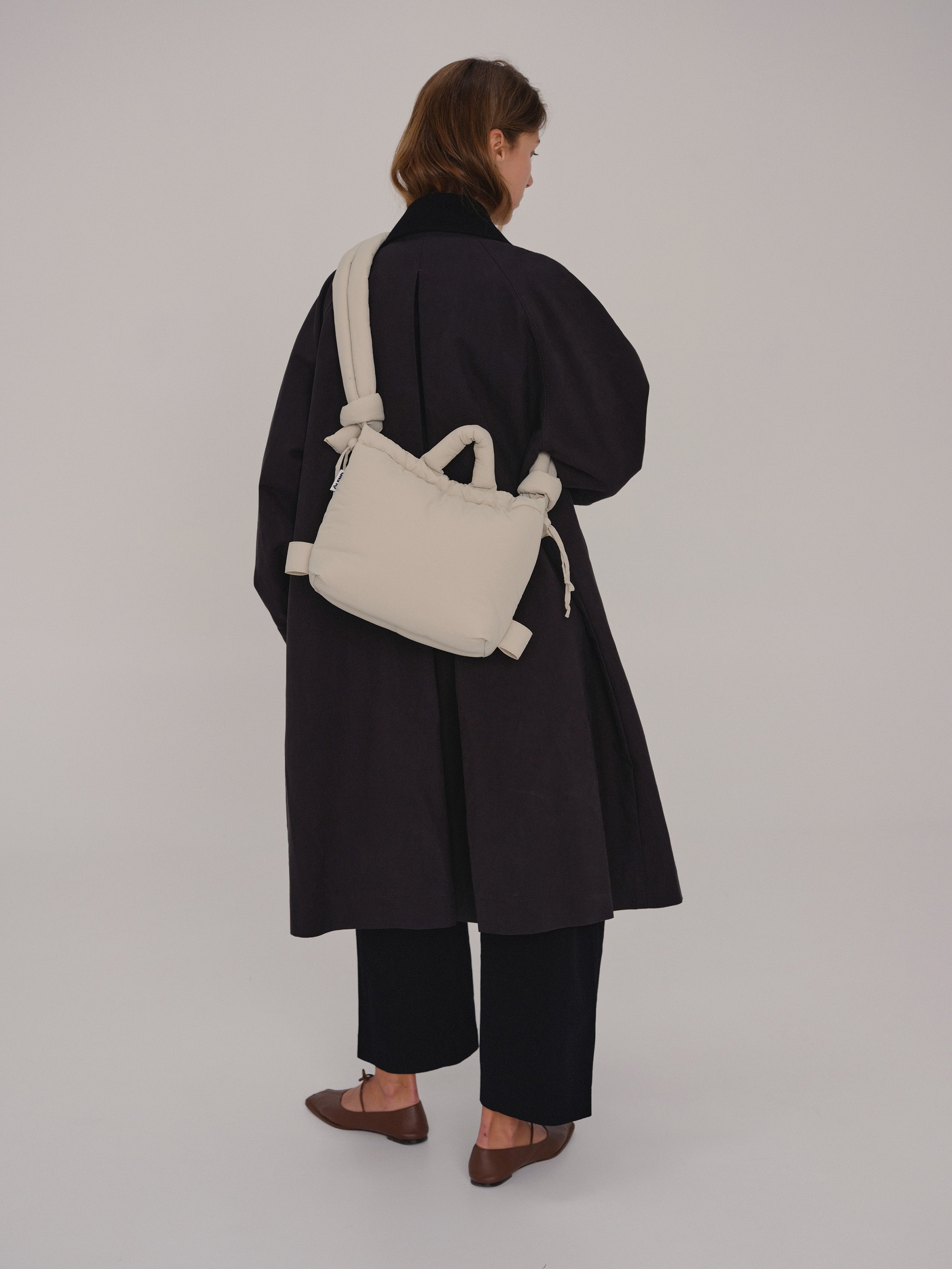 Velrenne padded shoulder bag