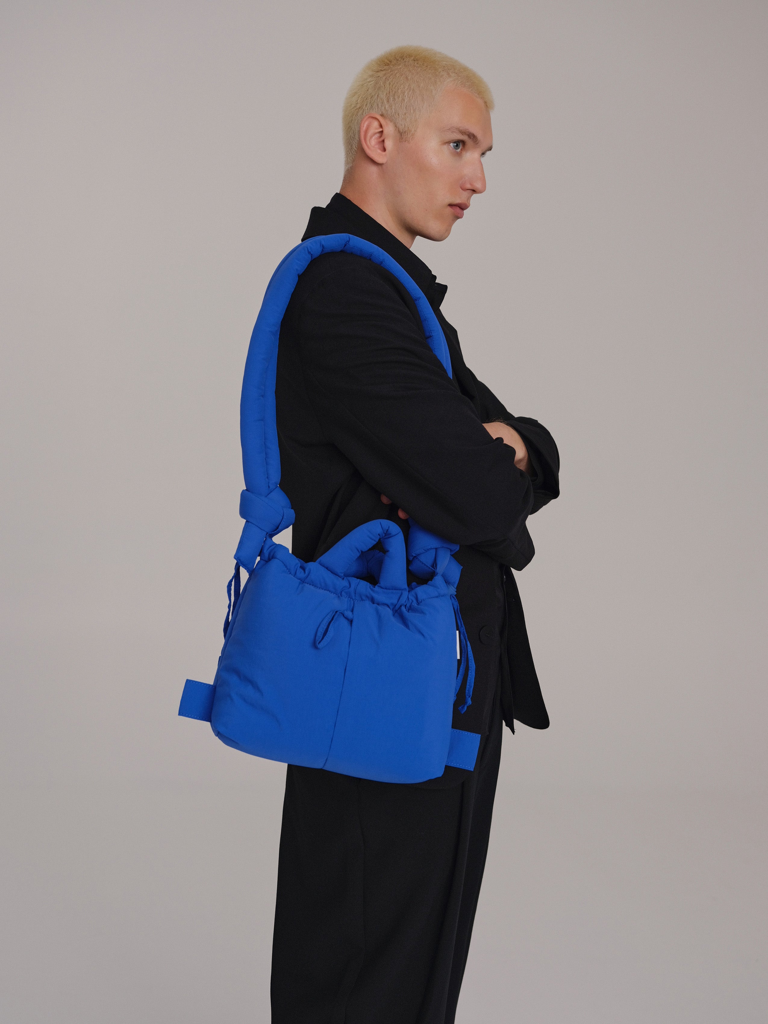 Velrenne padded shoulder bag