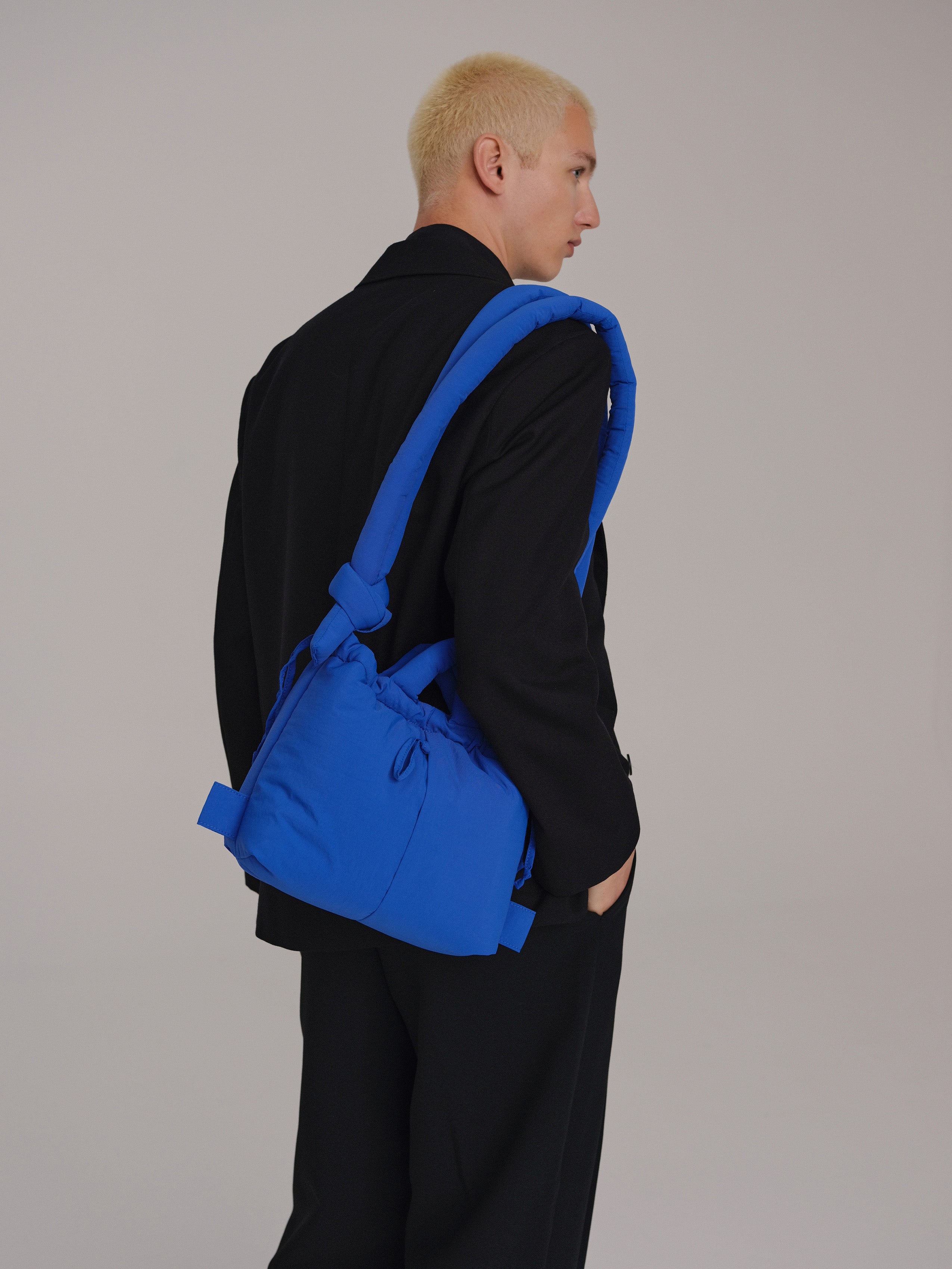 Velrenne padded shoulder bag