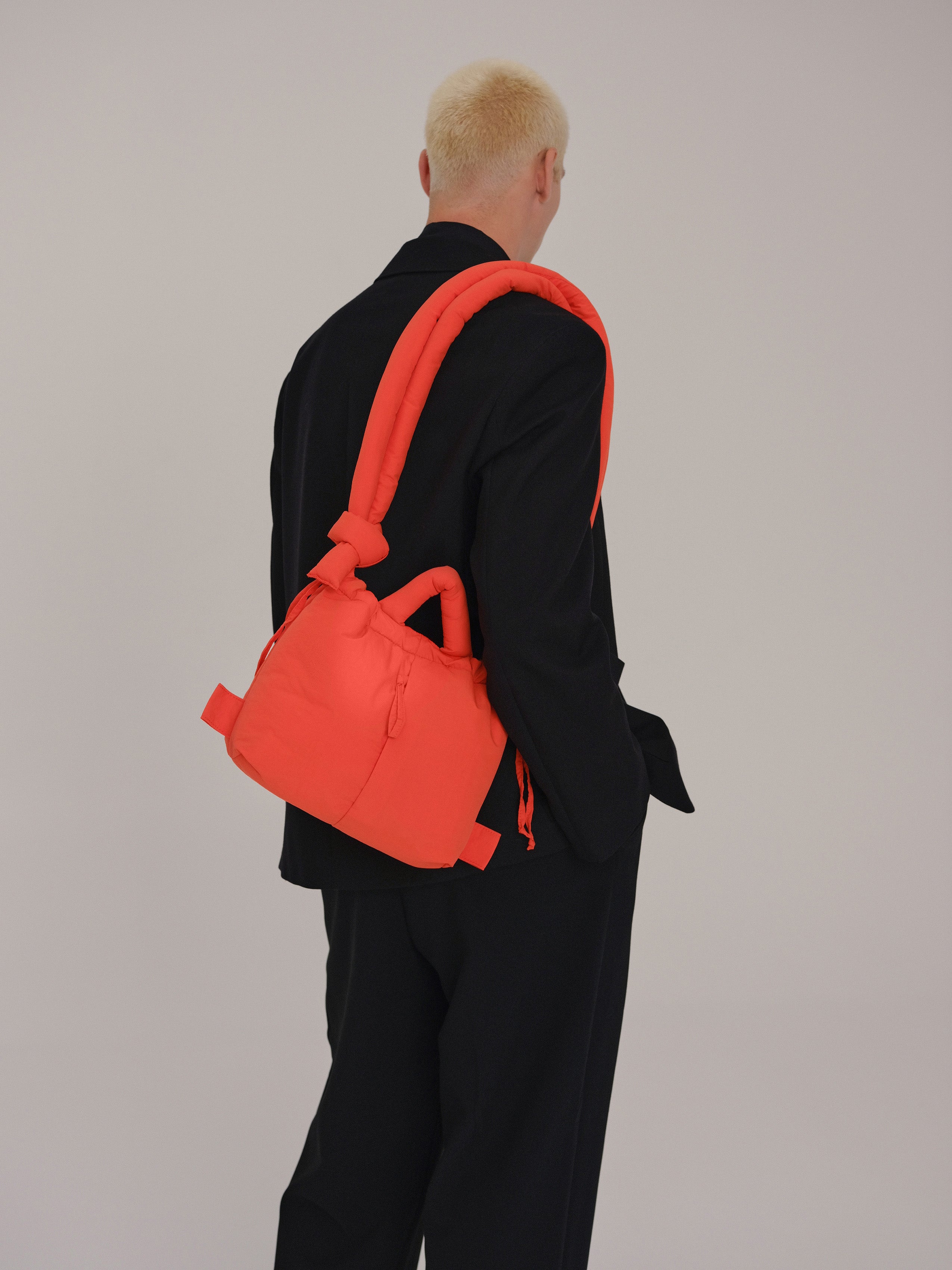 Velrenne padded shoulder bag