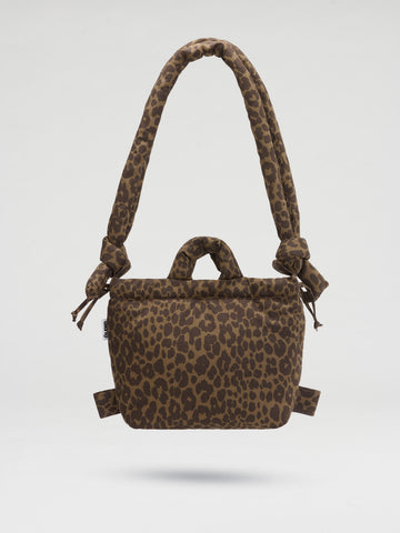 Velrenne padded shoulder bag