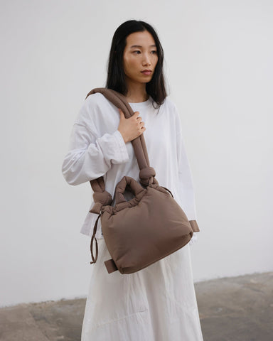 Velrenne padded shoulder bag