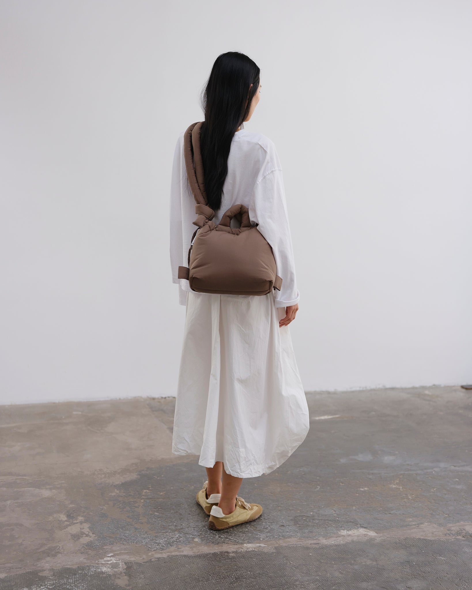 Velrenne padded shoulder bag